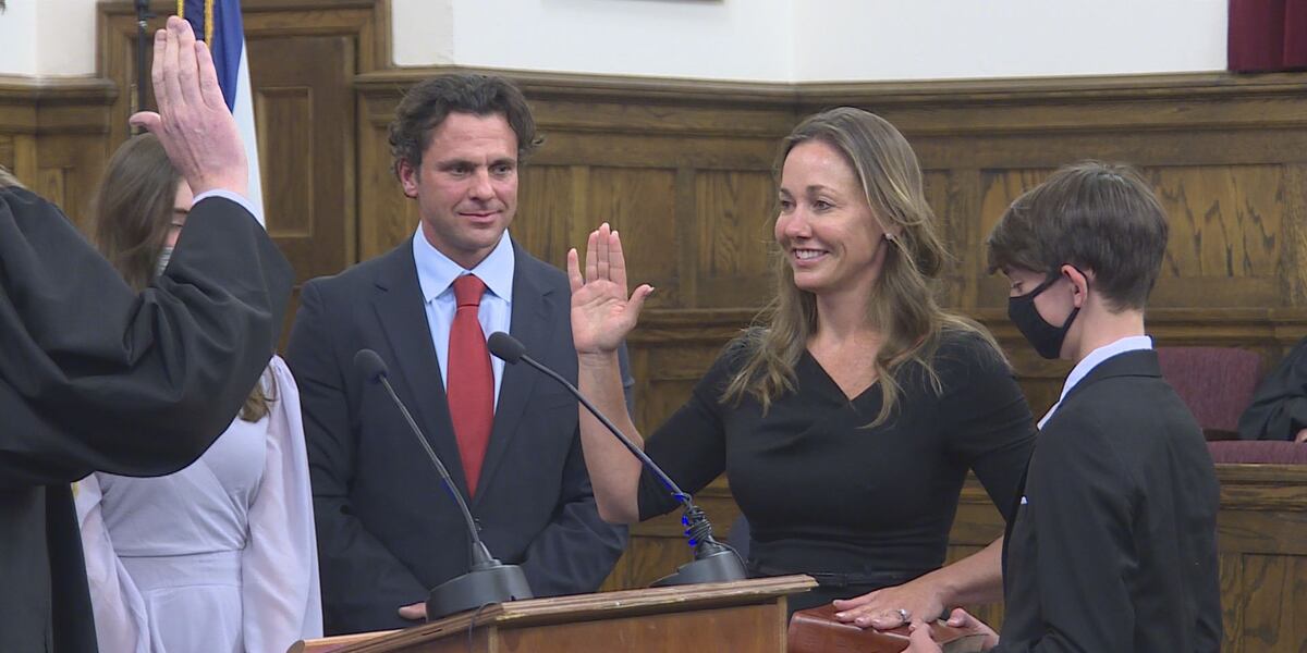 New Kanawha County Circuit Court Judge sworn in New Kanawha County Circuit Court Judge sworn in