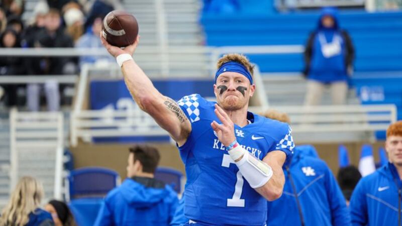 UK senior quarterback Will Levis warms up before the Vanderbilt game.
