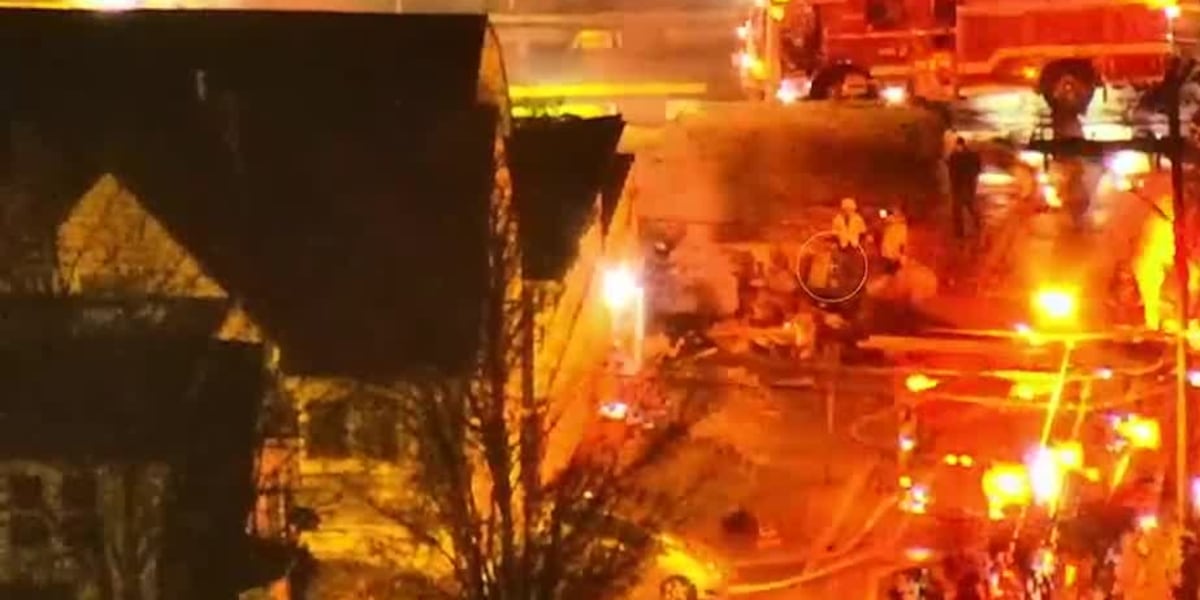 Explosion levels home in Charleston